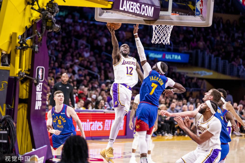 莱昂纳德展 莱昂纳德展